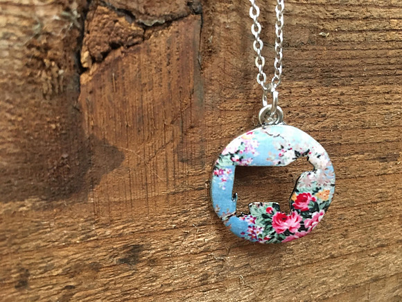 Vintage Floral Cow Cut Out Pendant