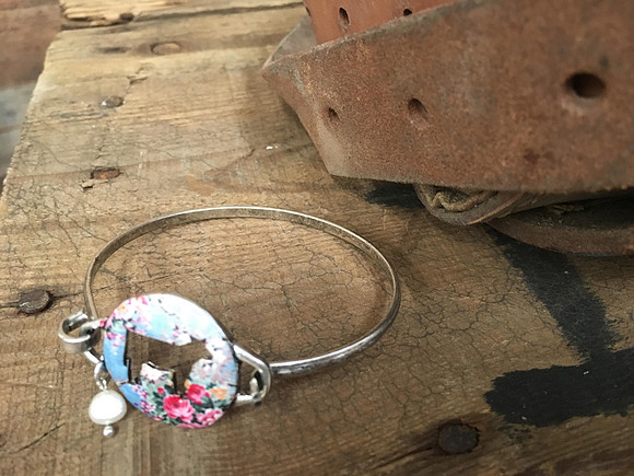 Vintage Floral Cow Cut Out Bracelet